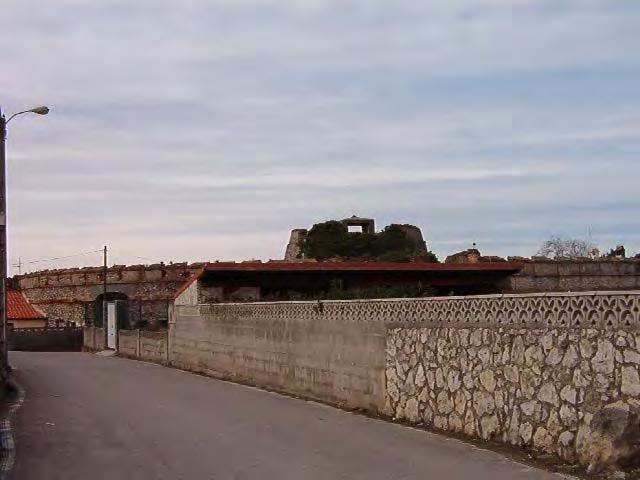 Castillo de la Maruca Con una superficie total de 1.840 m² de suelo para el uso permitido.