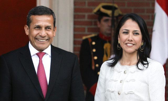 Aprobación de la pareja presidencial (HISTÓRICO) La aprobación de la pareja presidencial disminuye con respecto a diciembre. 12% Humala y 8% Nadine Heredia.