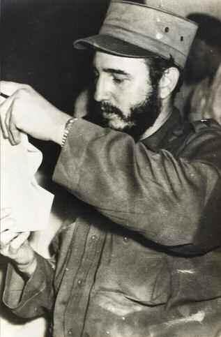 126 I Naranjo (XX) Fidel Castro, década de 1960 Gelatina de