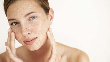 Face Peel (Exfoliante). Formula de Penetración Profunda (Tecnología Liposomal) USO: Si tienes la piel normal o grasa, puedes hacer un peeling del rostro y cuello hasta tres veces por semana.