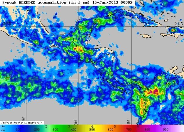 8 Resumen Meteorológico La figura 11 nos muestra una estimación satelital de la actividad lluviosa en la región centroamericana: la Zona de Convergencia Intertropical (ZCIT) ligeramente al sur de
