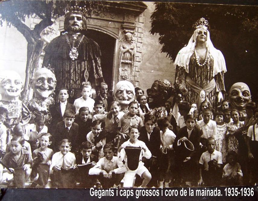 ELS GEGANTS DE CARDEDEU Els primers gegants de Cardedeu, es van estrenar el 15 de setembre de l any 1910 per poder completar i enriquir les festes del Sagrat Cor que se celebraven