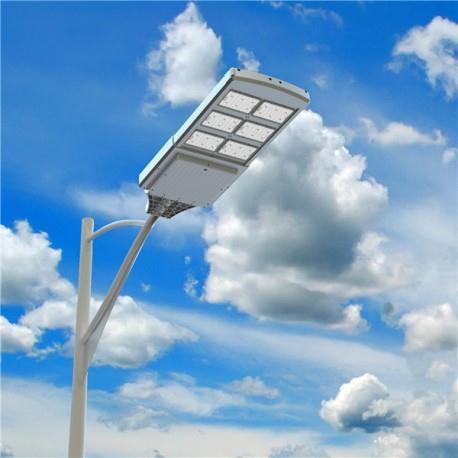 NSESL-40 Lámparas Solares Todo en uno para instalación en Autopistas 1. Sensor de movimiento PIR para ahorro de energía. 2.