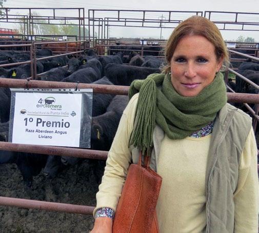 María Rosa Mezzadri 1 er Premio ternera al conjunto de 10 terneras. Expo Bavio, Primavera 2015.