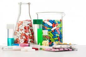 Medicamentos. Remedios herbolarios y suplementos alimenticios. Estupefacientes y psicotrópicos. Productos biotecnológicos. Químicos esenciales. Precursores químicos.