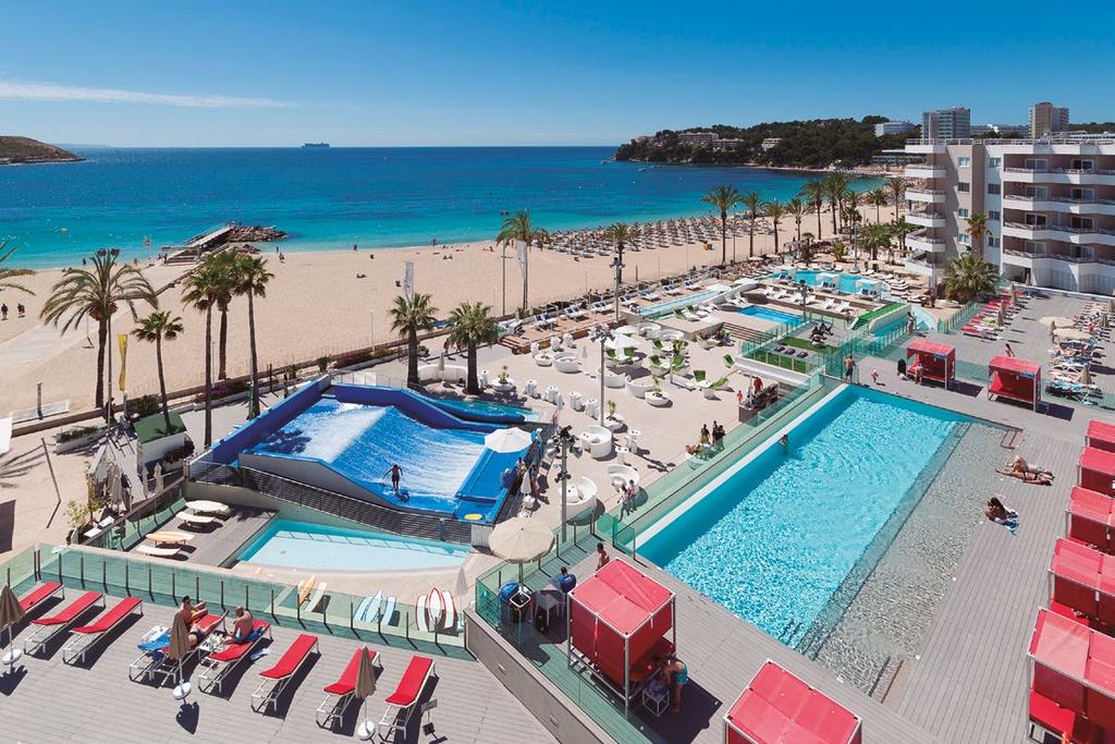 7 días + 6 noches INCLUYE: Transporte Hotel Stäge WÄY DAY Catamaran Party This is Mallorca Pool Party Seguro S Safe HARD LIFE, POSTUREO ON Con el hotel a un paso de la playa y la suspended pool más
