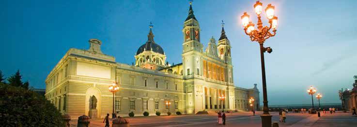 ST8355 MADRID Y RONDA EUROPEA Catedral de la Almudena Madrid ITINERARIO DÍAS COMIDAS PRECIO BASE ST8355 30 8 4.575 $ SÁBADO: AMÉRICA - MADRID Salida de la ciudad de origen en avión hacia Europa.