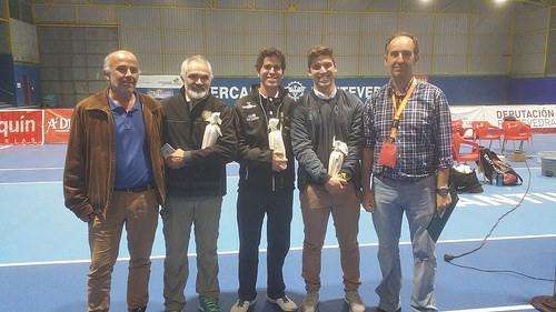 E) Designación Jueces ITF 5º Torneo Internacional junior de Pontevedra 2016 El CGAT informa que han sido designados como Jueces de Silla para las semifinales del 5º Torneo Internacional junior de