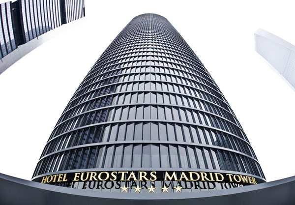 HOTEL EUROSTARS MADRID TOWER 5 ***** Paseo de la Castellana 259-B Madrid (España) Teléfono: +34 91 334 27 00 El