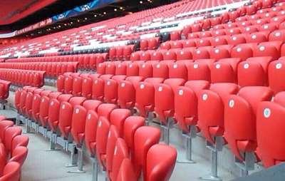 Gradas y zonas VIP Todos los asientos del nuevo estadio del Atlético de Madrid han sido fabricados con