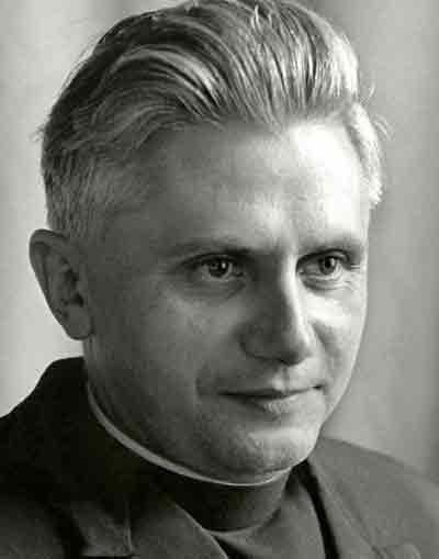 Joseph Ratzinger, Ratisbona 2006 El encuentro entre el mensaje bíblico y el pensamiento griego no fue