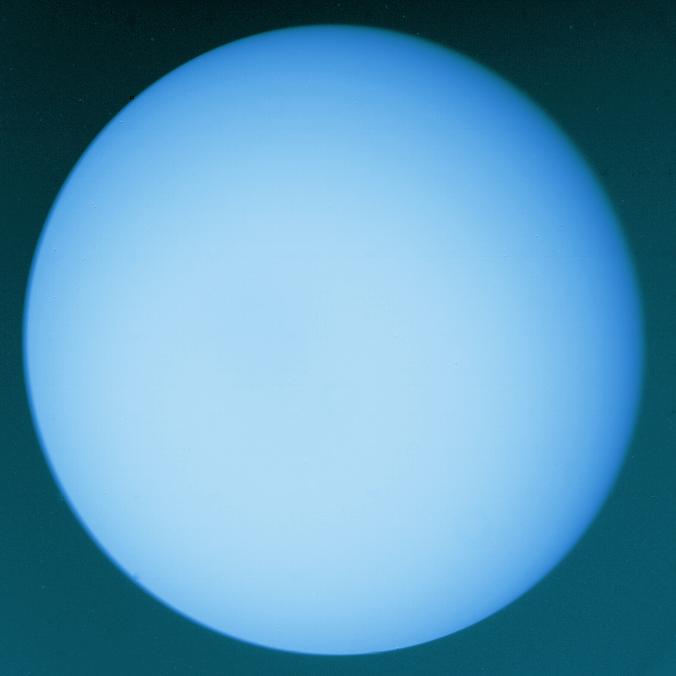 Urano Planeta gaseoso de color azul. 64 veces más grande que la Tierra. Descubierto en 1781 (Herschel).