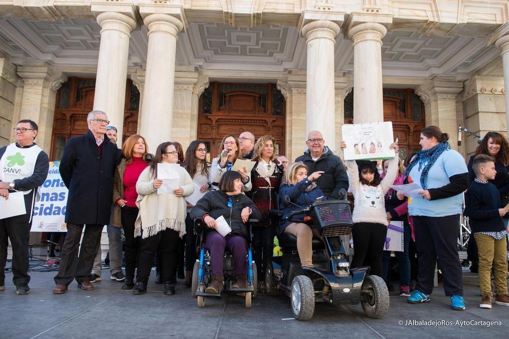 El día internacional de la Discapacidad es el 3 de diciembre. Es un día importante que se celebra en Cartagena cada año.