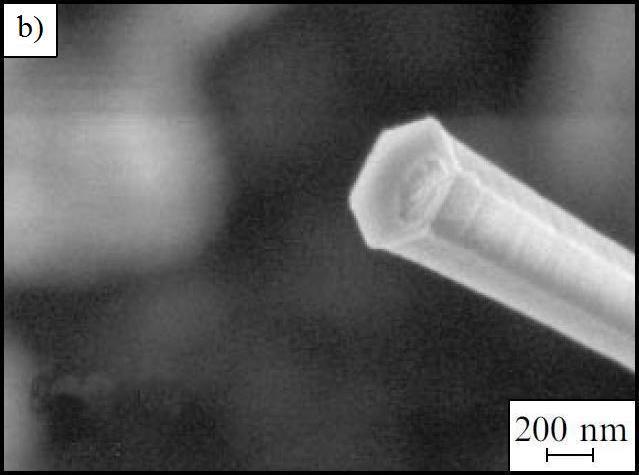 Se puede distinguir la presencia de una capa de silicio, de acuerdo a los datos de difracción de rayos X, donde el silicio se encuentra en un estado cristalográficamente amorfo. Figura 1.