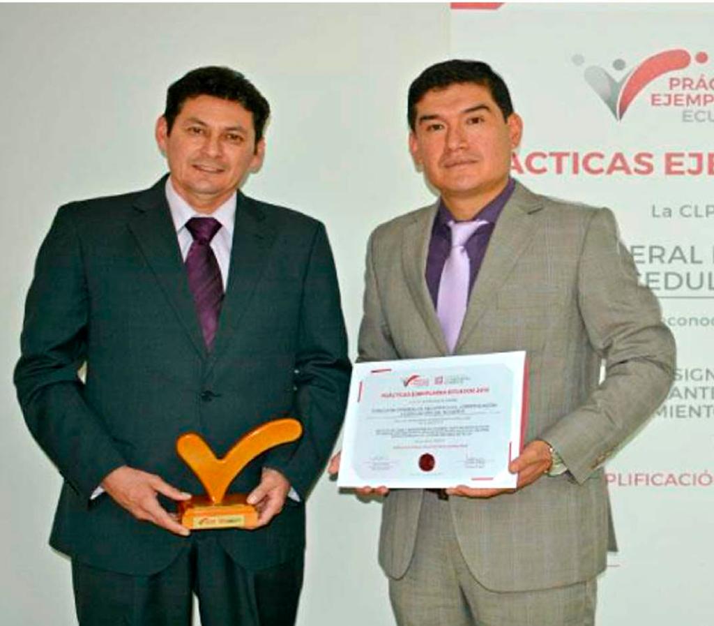 Primer premio a las Prácticas Ejemplares en el sector público en la categoría Simplificación de Trámites
