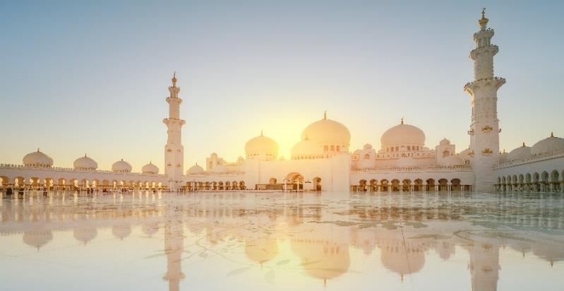 ABU DHABI Excursión: Visita a Abu Dhabi. Entre tradición y modernidad. Duración: 5h.