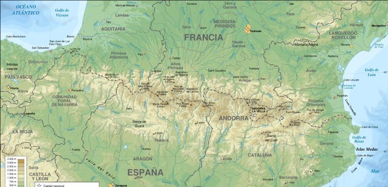 Características de las regiones biogeográficas La región biogeográfica alpina (I) En España, solo los Pirineos aparecen incluidos dentro de esta región: Esta cordillera presenta una disimetría entre