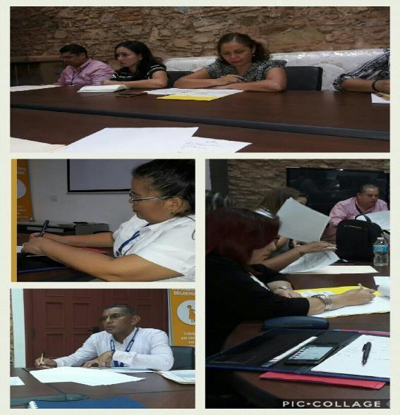 . Artesanías elaboradas por los promotores de la región Supervisora Nacional Ángela Landero desarrollando el tema de las Organizaciones escolares.