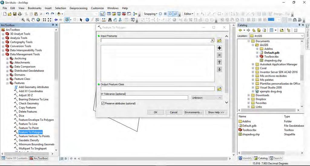 Botón Arc Toolbox Para la conversión de un archivo dwg a Shape en versiones anteriores a la 10, se agrega el archivo dwg a la tabla de contenidos y se despliega la herramienta del Arc Toolbox (caja