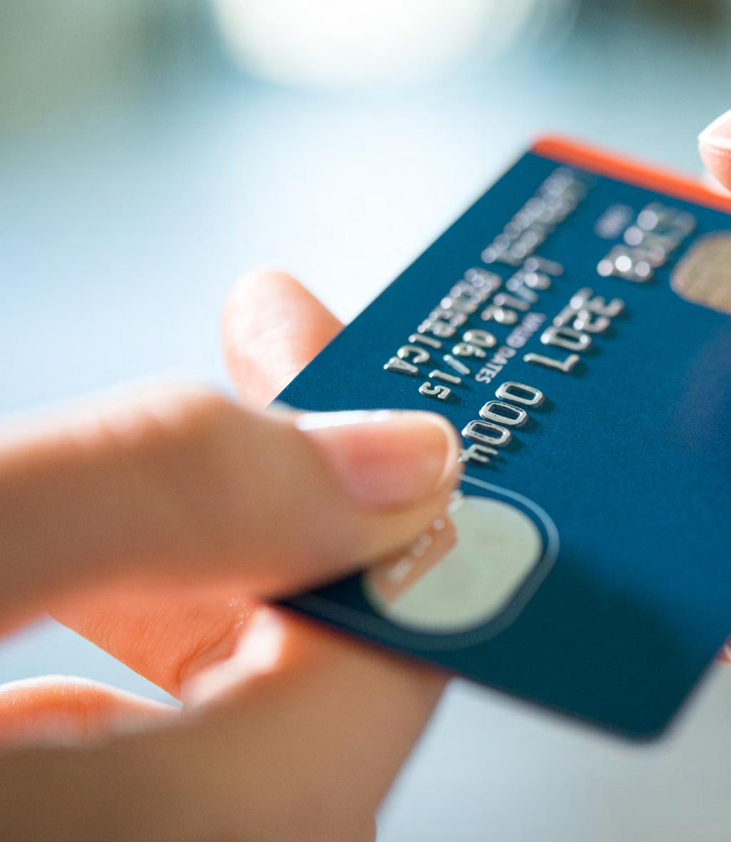 Antes de solicitar un crédito amparado, tenga en cuenta El titular que solicite una tarjeta de crédito amparada debe ser consciente que adquiere una responsabilidad financiera adicional por lo que se