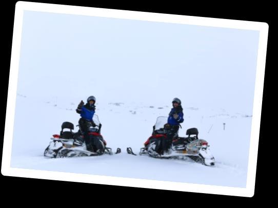 4 Día 2º (29/12) SAARISELKÄ Safari en motos de nieve y pesca en hielo. Desayuno en el hotel. Hoy realizaremos una excursión en motos de nieve (2 hr de duración aprox).