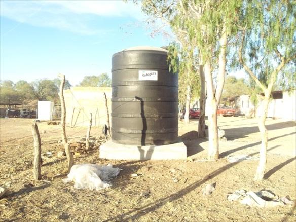 la adquisición de las cisternas tanto de 10 mil litros