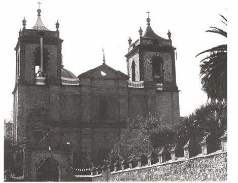 Portada: Vista del templo de San Antonio de Padua y fachada del templo de  San Lorenzo (detalle) - PDF Descargar libre