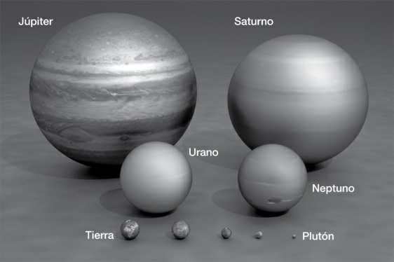 Ahora, comparada con Urano y Neptuno, y desde luego en compañía de Saturno y Júpiter, la Tierra parece un poco menos impresionante.