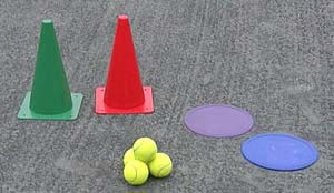 Se pueden obtener pelotas de práctica de los clubes de tenis (pida a un profesional de enseñanza sus pelotas de tenis viejas), escuelas secundarias, universidades.