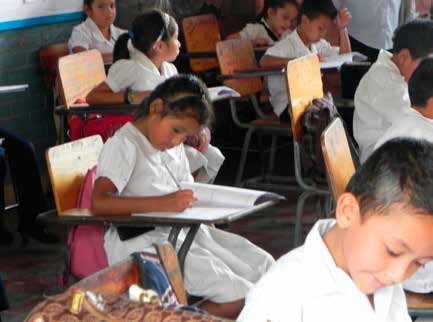 VIII. Bibliografía Asociación para una Sociedad más Justa Transformemos Honduras.. Auditoría Social a La Distribución y Uso de Textos Escolares de Matemáticas En 178 Centros Educativos.
