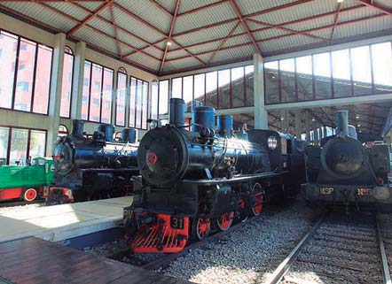 La antigua estación del ferrocarril de vía estrecha Ponferrada- Villablino es la sede del Museo del Ferrocarril, historia de la empresa Minero Siderúrgica de Ponferrada y memoria y reconocimiento a