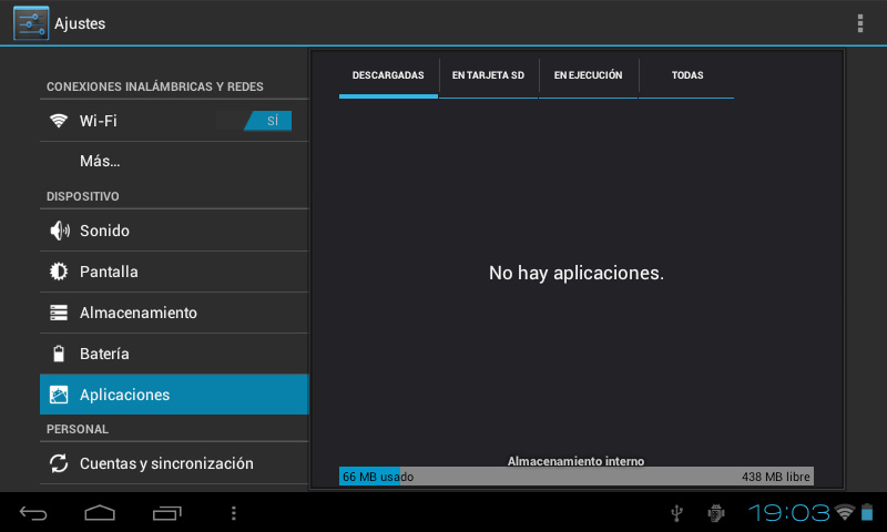 4.2.4 Aplicaciones Español Muestra el estado de las aplicaciones del dispositivo. DESCARGADAS: muestra las aplicaciones instaladas por el usuario.