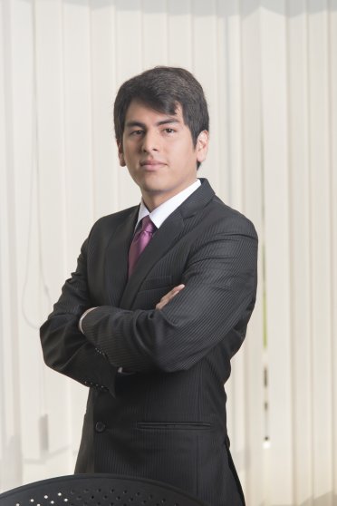 LEONARDO VITE TORRE ASISTENTE LEGAL Abogado por la Universidad Inca Garcilaso de la Vega. Integrante de área académica de la revista jurídica Alerta Informativa.