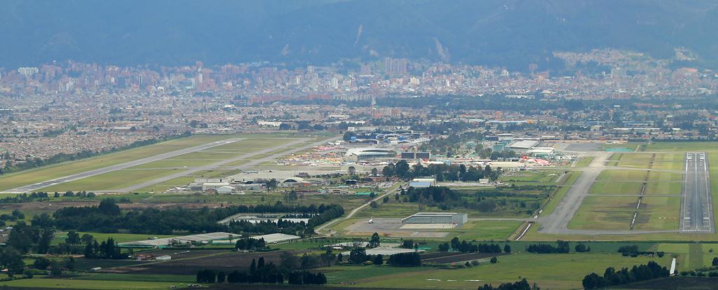 de un sistema complementario de Calles de Rodaje en el costado occidental del Aeropuerto Internacional El Dorado de Bogotá D.C. 5.