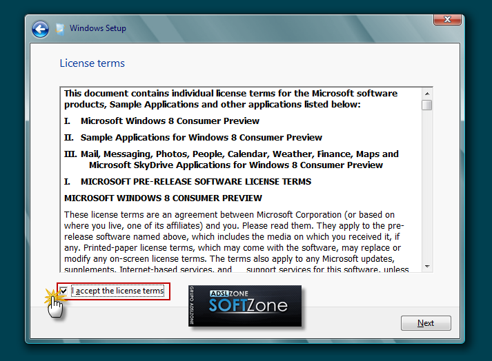 Ahora el programa de instalación nos da a elegir si queremos actualizar a Windows 8 desde una versión anterior de Windows ya instalada previamente en el sistema, o si queremos