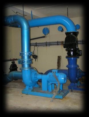 Agua producido en la filtración Peor calidad agua Aumento de pérdida de carga Bombeo directo Agua de otros filtros Se disponen 2 bombas: una en funcionamiento y