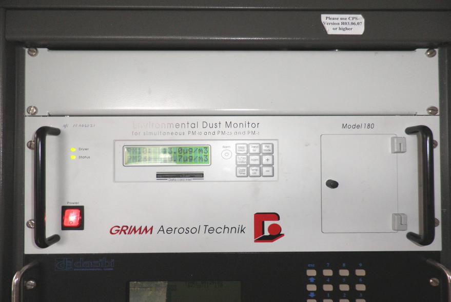 GRIMM 180 Equipo automático diseñado para la medida de manera simultánea de las fracciones de partículas de diferentes tamaños presentes en la muestra de aire.