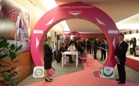V CONGRESO ECOFIN MUJER Empresas con Principios y Emprendedoras con Alma 5 y 6 de Marzo de 2013 El Foro ECOFIN convoca cada año dentro del marco de la Semana Internacional de la Mujer (MADRID WOMAN S