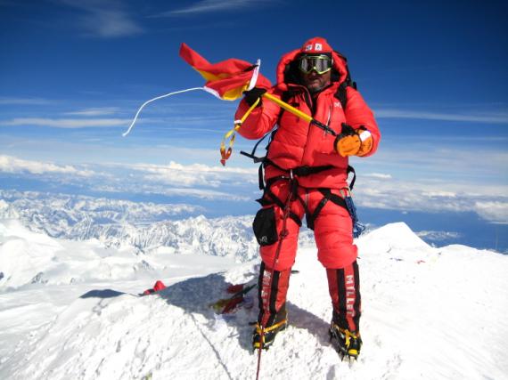 Éxitos deportivos Mckinley, 6.194m. (Alaska); Aconcagua, 6.964m. (Argentina); Cho Oyu, 8.201m. (Himalaya); hasta 7.200m. Elbrus, 5.685m. (Cáucaso); Kilimanjaro, 5.895m. (Tanzania); Mont blanc, 4808m.