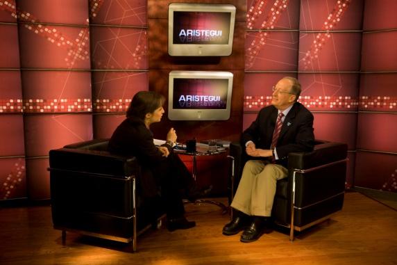 Cobertura mediática y posicionamiento del tema en la agenda política nacional e internacional Noticiero con Carmen Aristegui en CNN México Programa