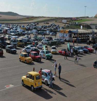 Alcañiz se convertirán en el punto de encuentro de miles de aficionados a los vehículos clásicos.