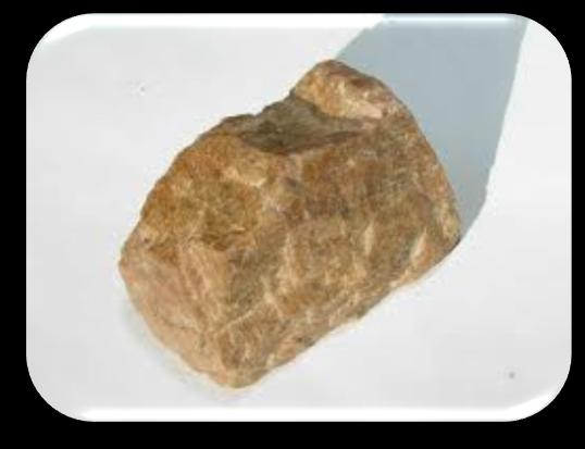 3. LOS MINERALES Y LAS ROCAS Todas las rocas están formadas por minerales.