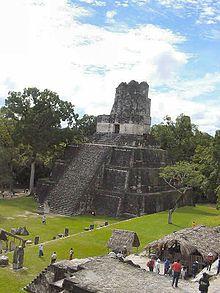 Los mayas Durante esta época de la cultura maya, los centros del poder religioso, comercial y burocrático crecieron para convertirse en increíbles ciudades como la preclásica El Mirador, la mayor del