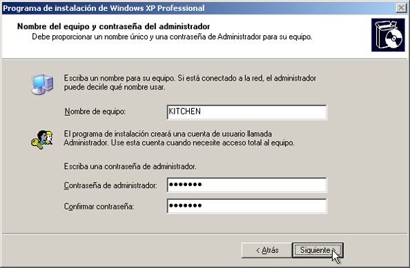 Paso 7 Aparece la pantalla Su clave de producto. En esta página, escriba la clave de producto tal como aparece en la caja del CD de Windows XP. Haga clic en Siguiente.