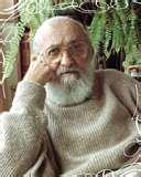 Paulo Freire Sostenía que la lectoescritura es un requisito básico para el ejercicio pleno de la ciudadanía.