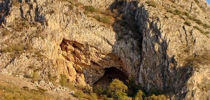 PALEOLÍTICO EN ANDALUCÍA Cuevas pobladas más importantes.