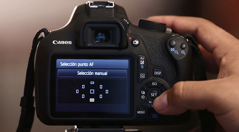 Puntos de enfoque Las cámaras fotográficas tienen desde nueve puntos de enfoque básicos.