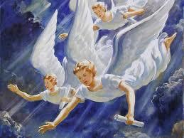 Los ángeles cantando anuncian alegremente la venida del Mesías al mundo. Todo lo que rodea el nacimiento del Niño Dios tiene un sello de alegría. (Se pone junto al Pesebre el Ángel).