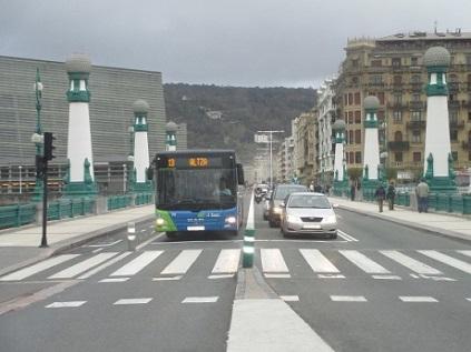 5.6. Sistema de Transporte de Alta Calidad BRT (Bus Rapid Transit) Las líneas más utilizadas de Dbus, la línea 5 y 28, cuentan con el sistema BRT, un sistema de autobuses de alta calidad basado en el