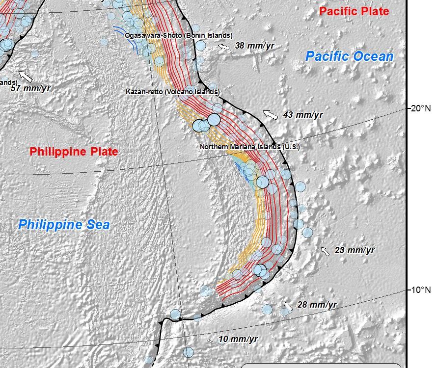 La ubicación de los terremotos ocurridos entre 1900 y 2014 se muestran en este mapa de tectónica de placa de la región de la Fosa de las Marianas en el Océano Pacífico occidental. Magnitude 6.5 7.0 7.